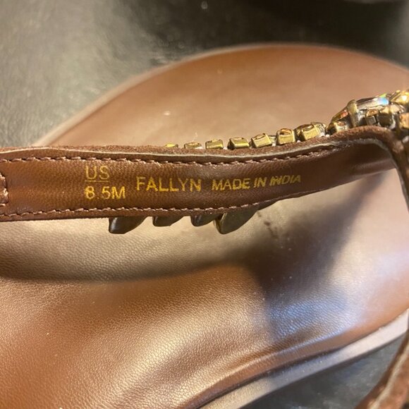 Naturalizer Fallyn Rhinestone Sandals NWOT - Picture 4 of 4